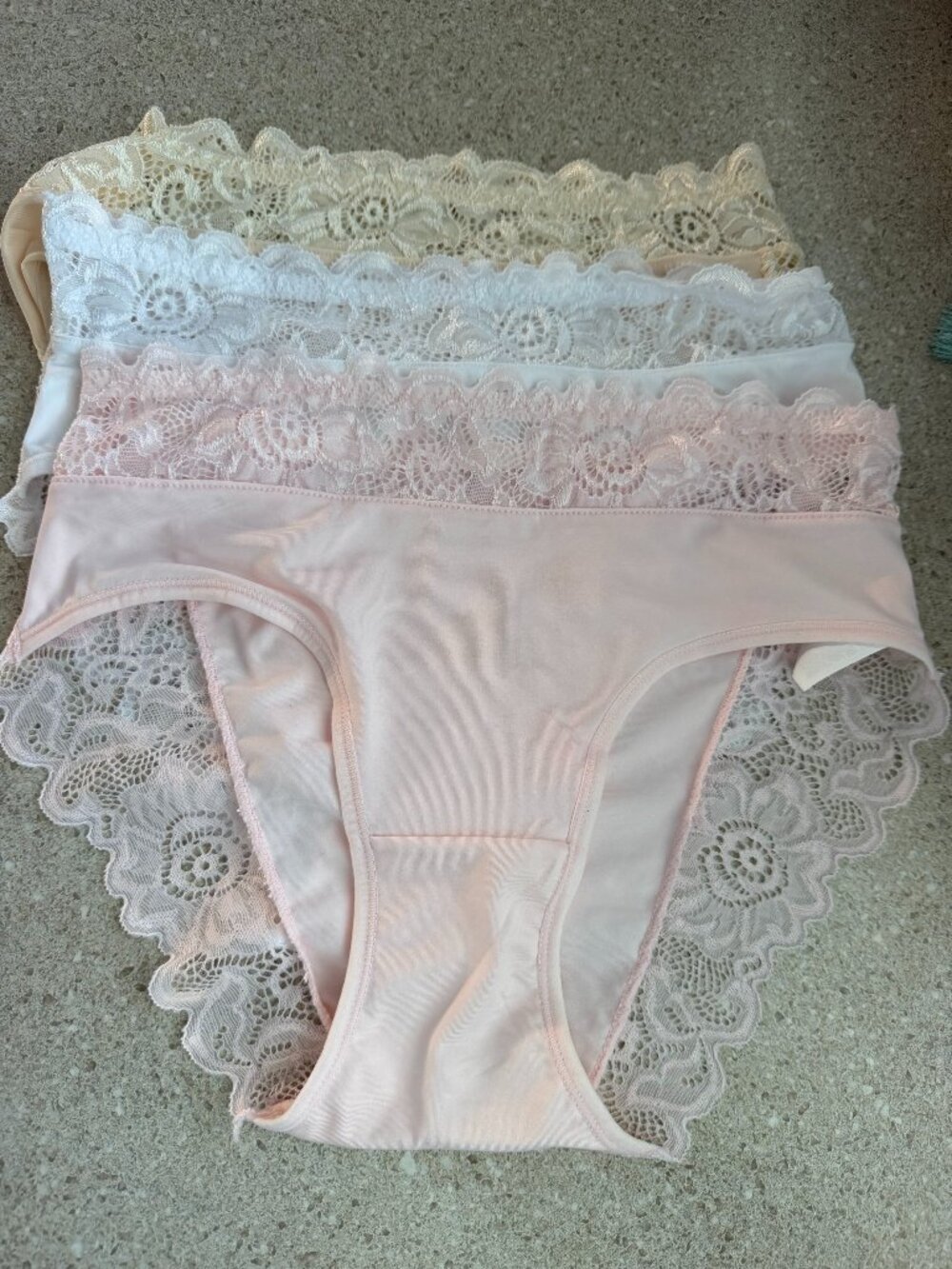 NWT Lace 3-Pack of Feminine Sexy Panties